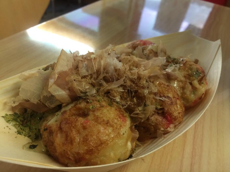 小牧のたこ焼き・クレープ屋さんbloom
