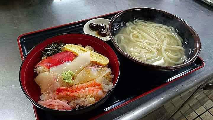 手打ちうどん さぬきや