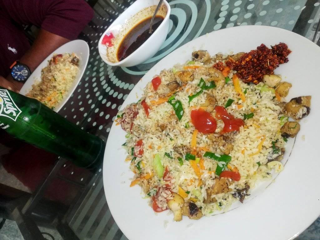 San Villa - සන් විලා රෙස්ටුරන්ට්