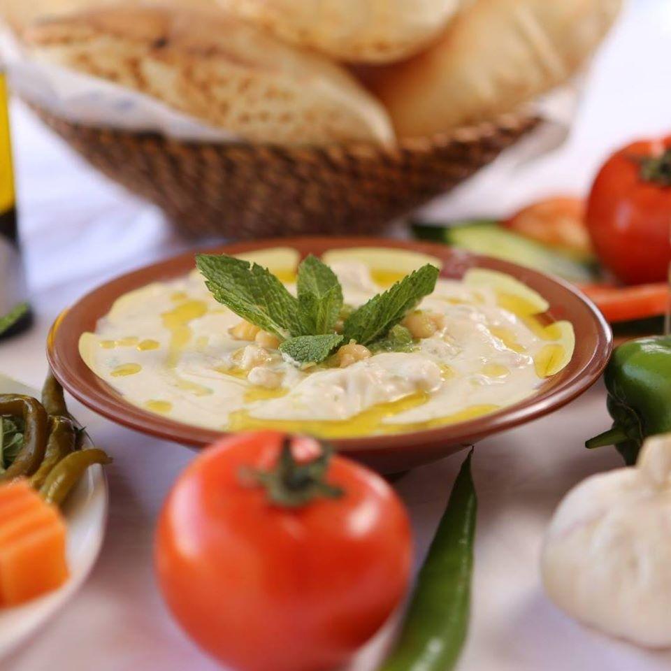 مطعم واحد فلافل