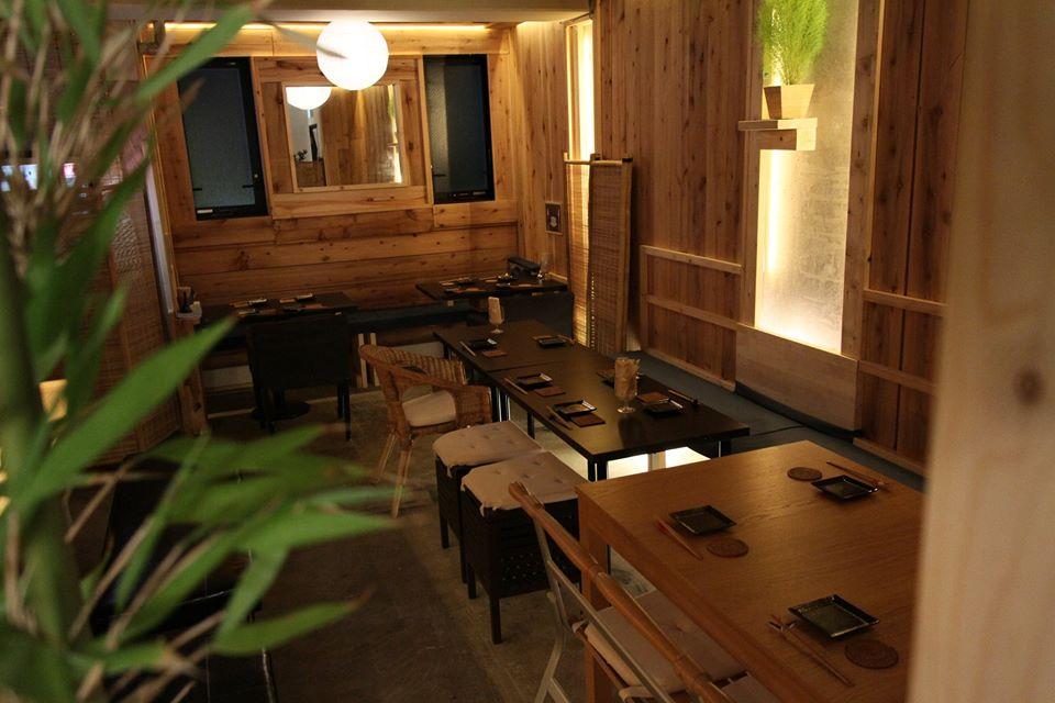 大衆酒場YATSUtheCAFE