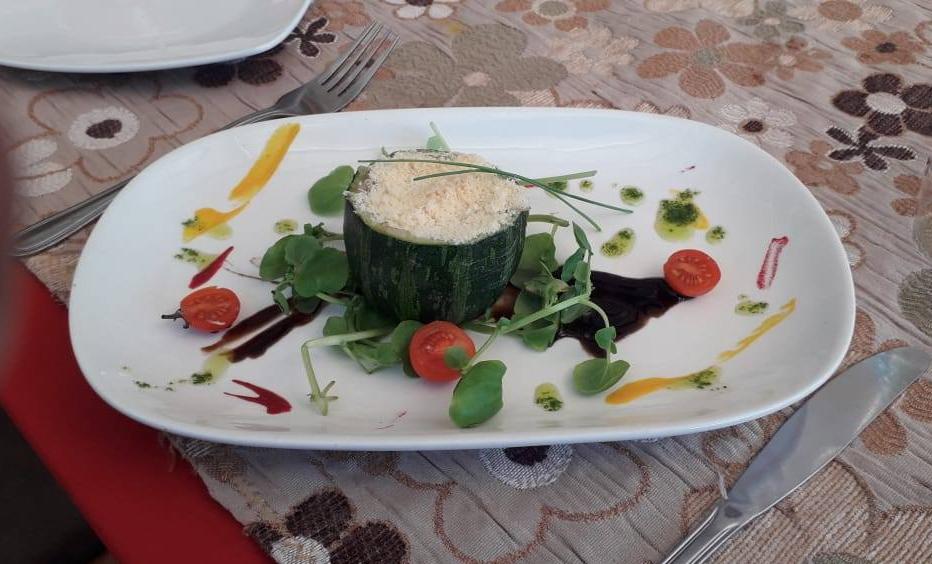Restaurant DYM Algarrobo