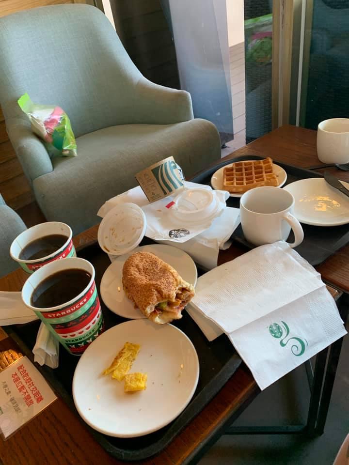 Meet Me At Starbucks 新竹大魯閣