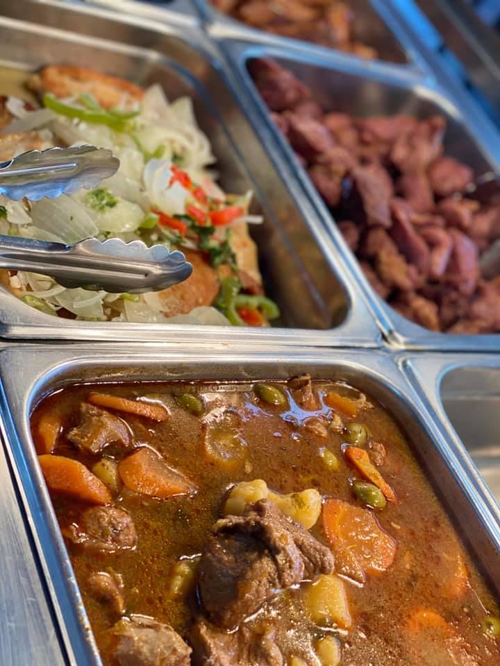 Criollo y Comida China Buffet