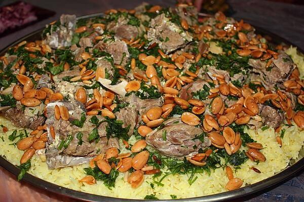 مطعم تواصي