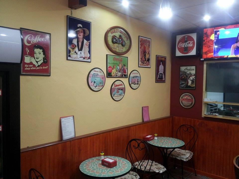 Cafe Mackenna