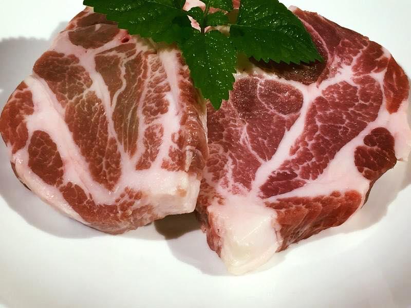 黑炭牛排