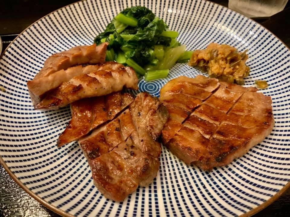炭焼牛たんひがしやま