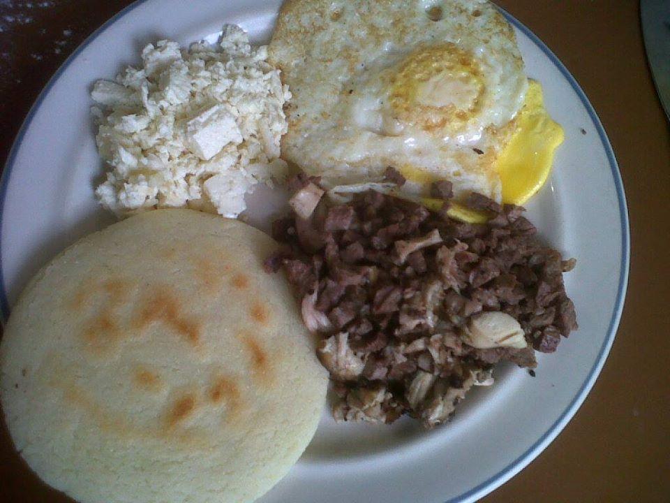 Entre Antojitos y Tentaciones Coffee Lunch