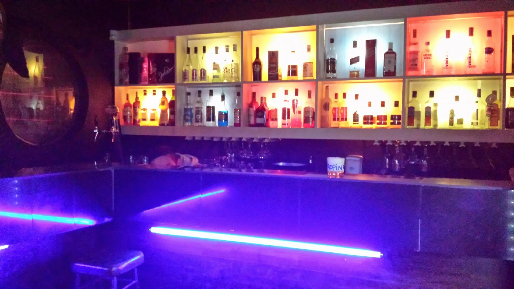 Pub High Restobar