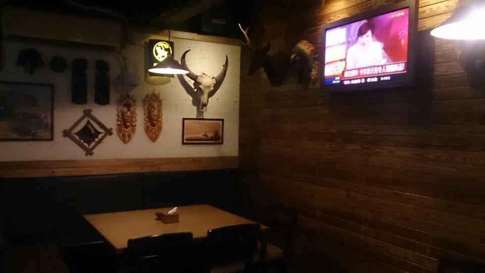 牛仔啤酒屋