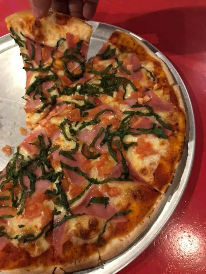 Mia Pizza
