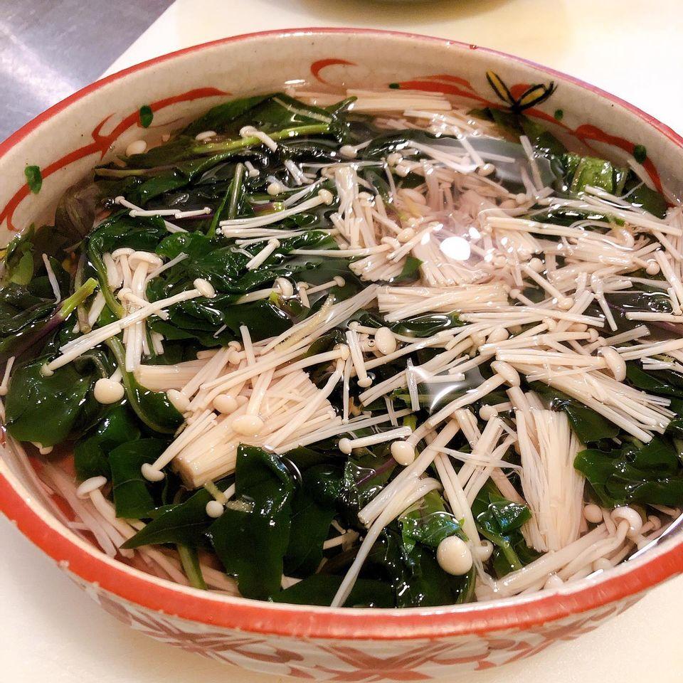 鶏、炭焼き料理　やまぢ