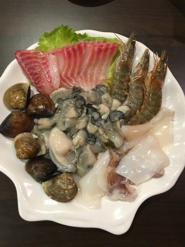 老川府麻辣火鍋