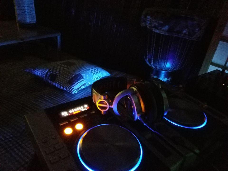 Lotus bar