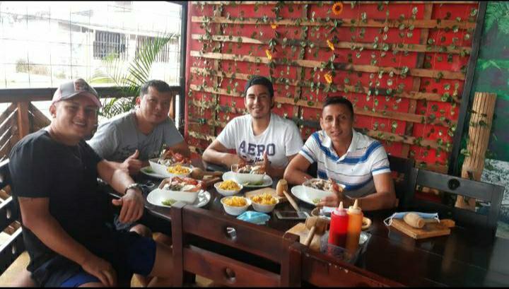 Marisqueria El Palacio De Los Mariscos