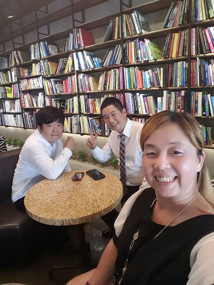 BooK&Cafe ひふみよ