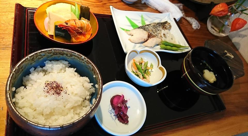 もくべ寿し支店