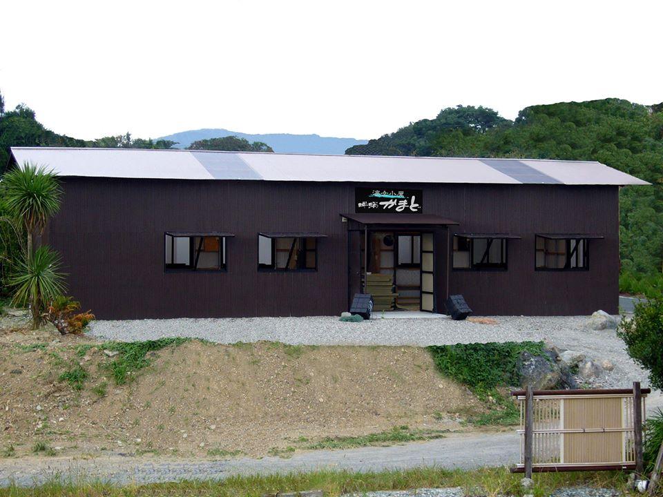 海女小屋畔蛸かまど
