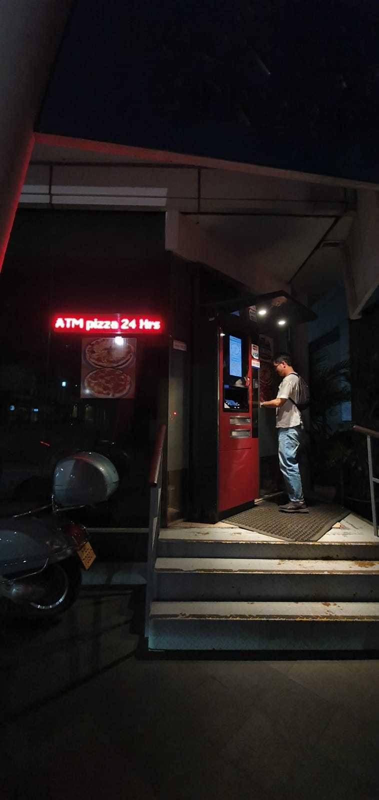 ATM Pizza