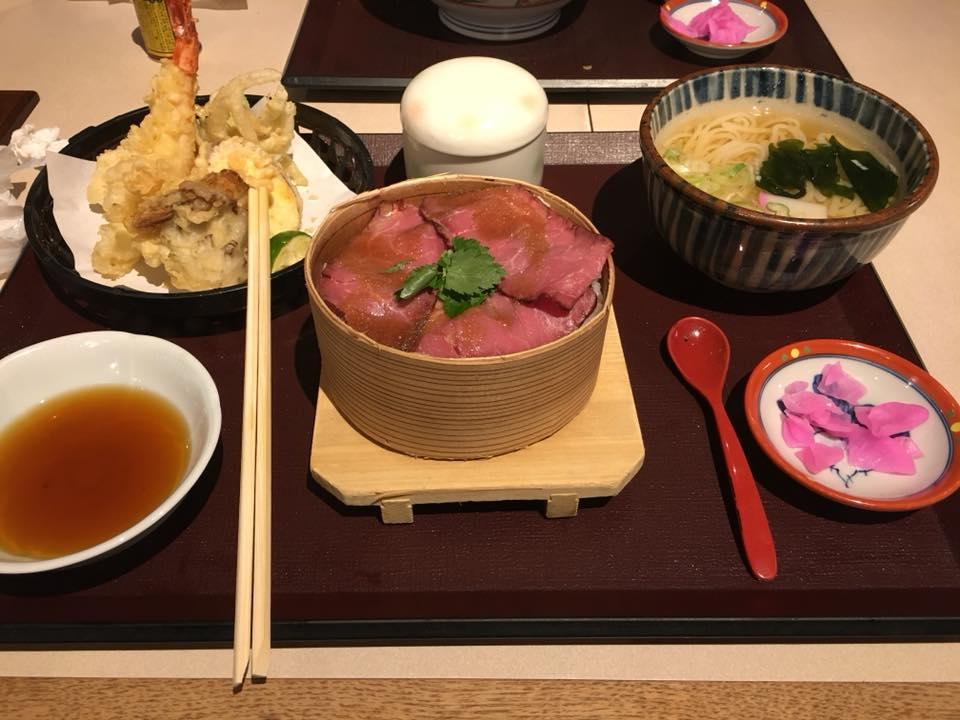 万さく新庄経堂店