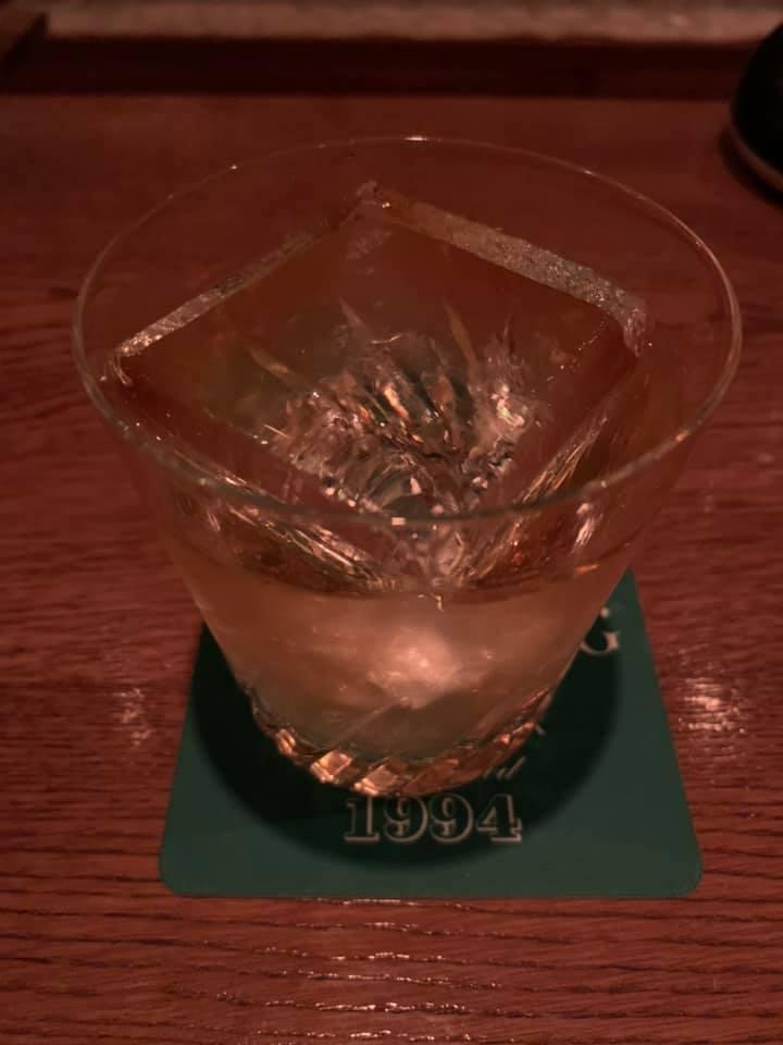 バー・テンダー
