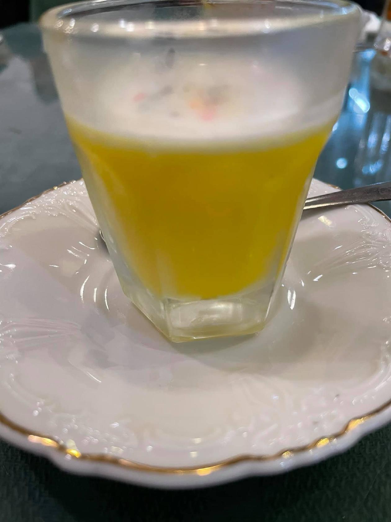 隨緣牛排館