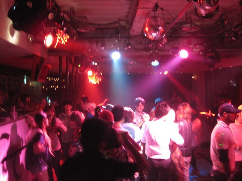 Muzik Bar chuuch