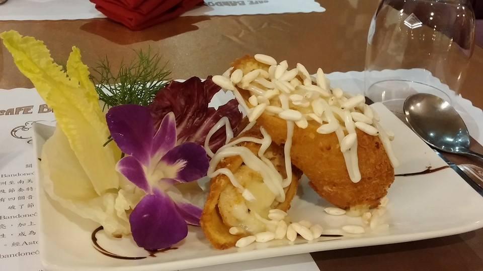 班多尼翁咖啡館