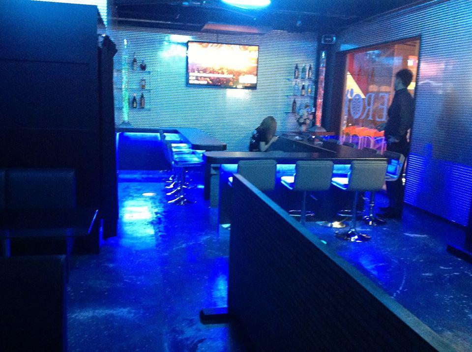 Boys & Girls Bar ZERO