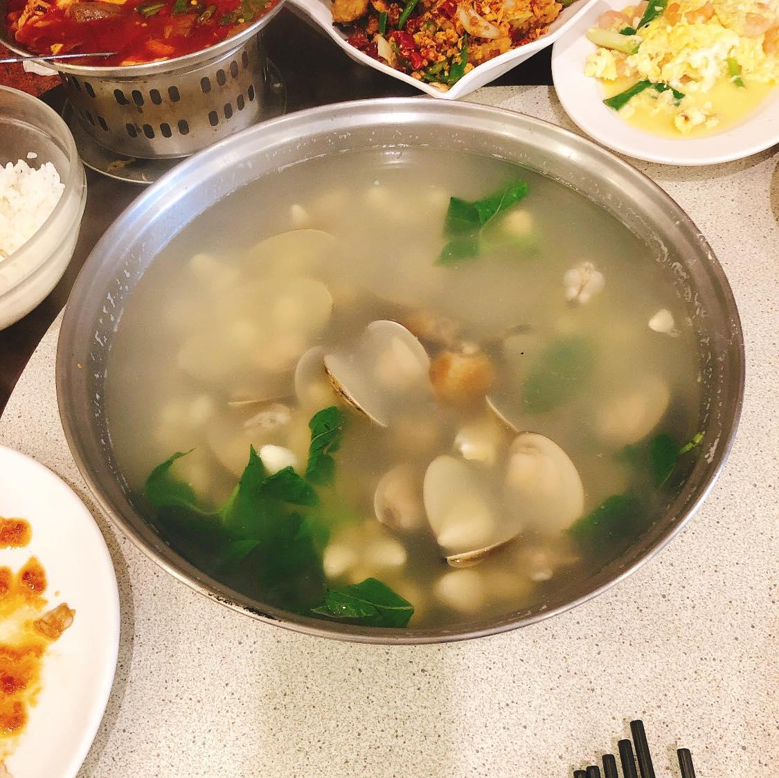 六和春川菜館