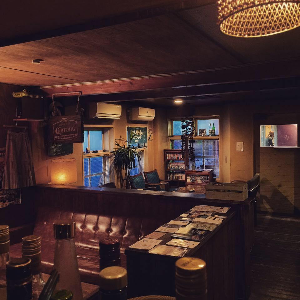 Cafe and bar Swlabr