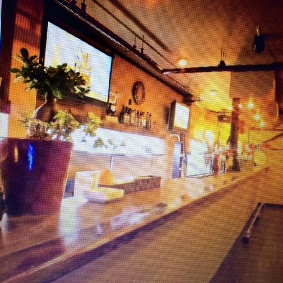 Standing Karaoke Bar N－BOX