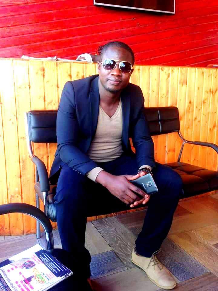 Sidy le gerant du groupe Petit Prince