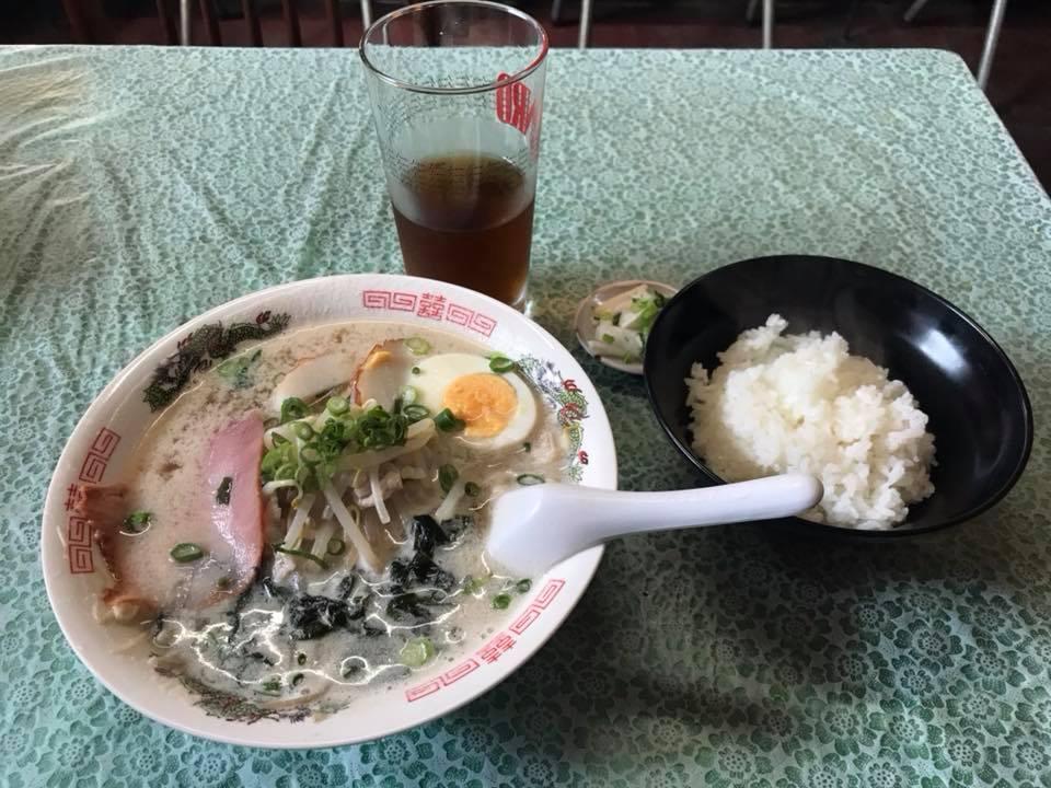 宝屋食堂