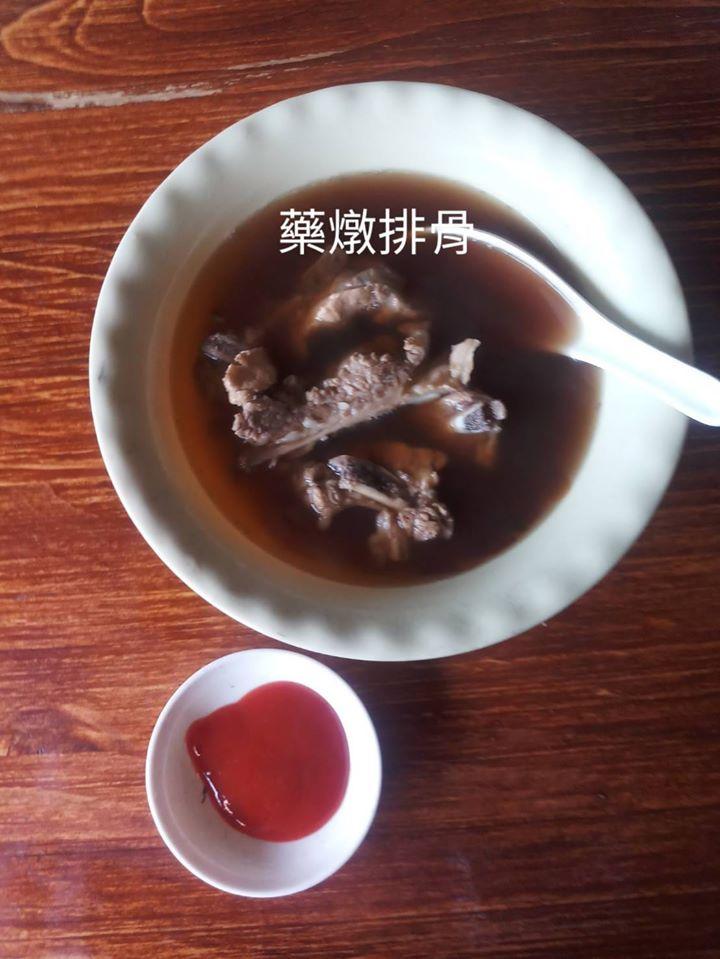 巷內咖啡冷飲臭豆腐 Xinbei