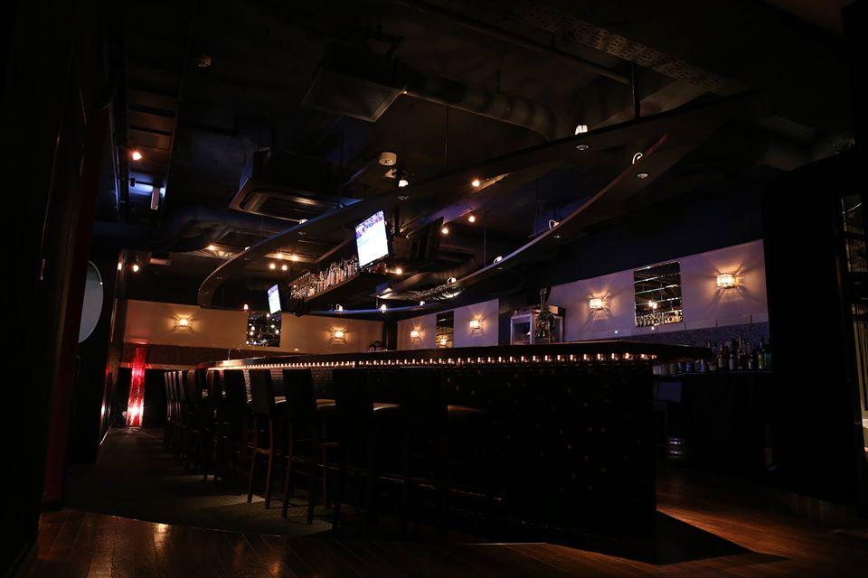 吉祥寺 ガールズバー クロス　【Secret Bar Cross】