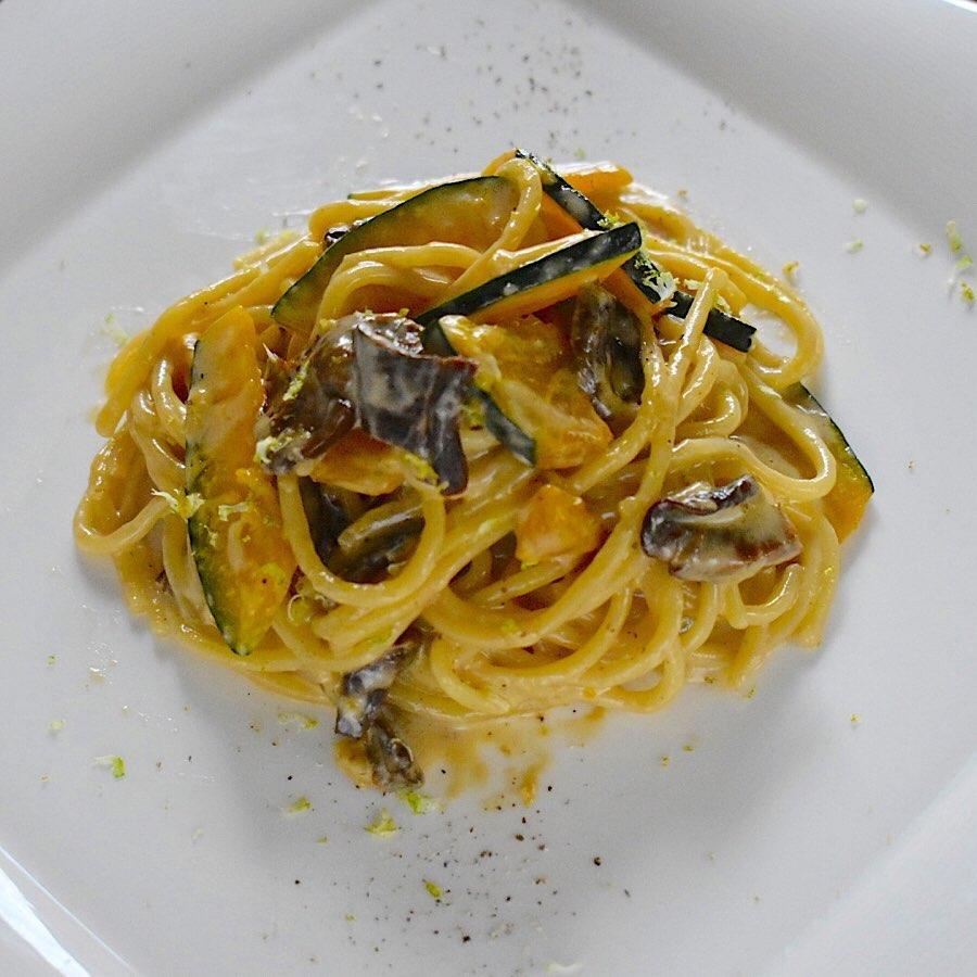 カジュアルイタリアン トゥーレモン