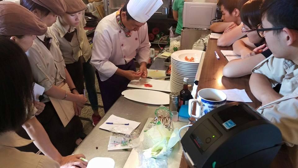 Wow.F 沃夫洋食餐廚