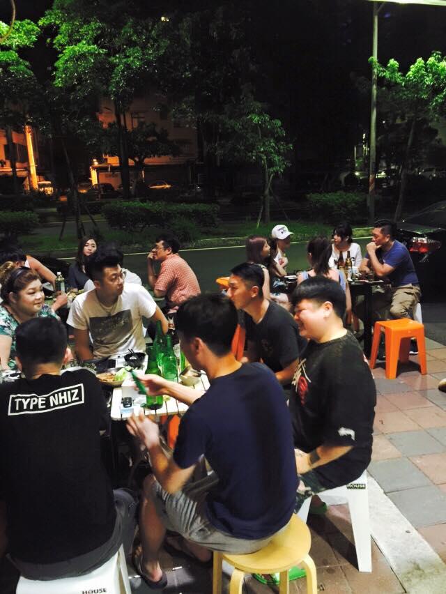 大口吃肉 炭烤 快炒