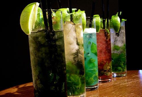 BAR g