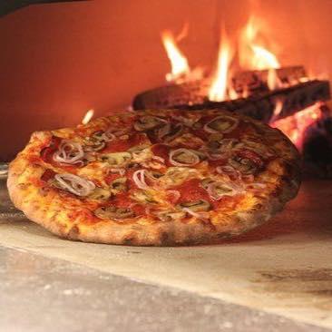 How's Pizza