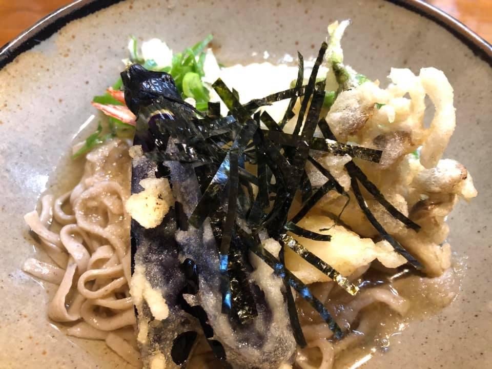 ながたや