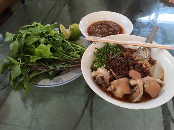 ຮ້ານຊີມເບີ່ງແມະ
