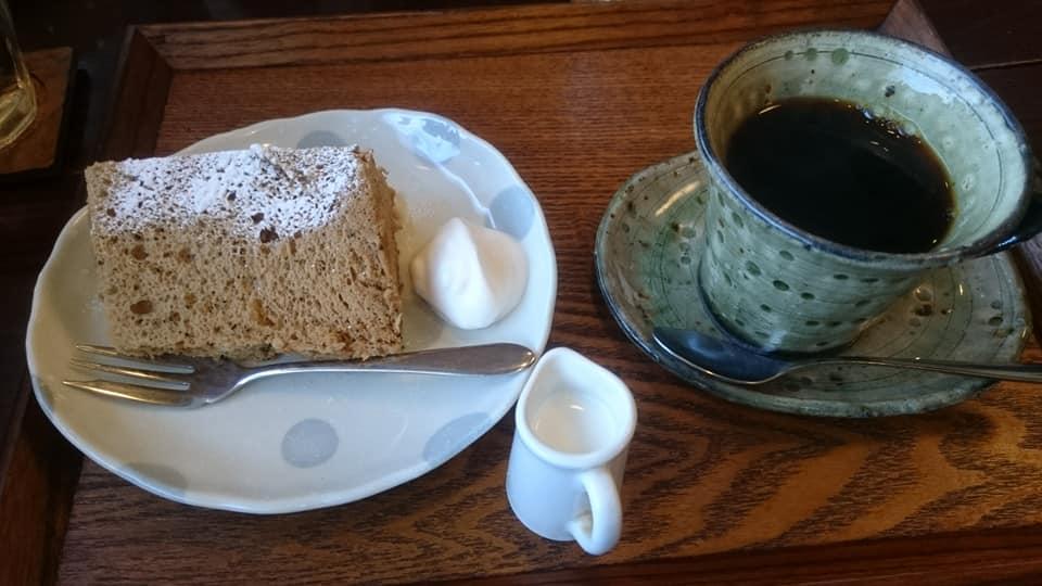 Cafeモナミ