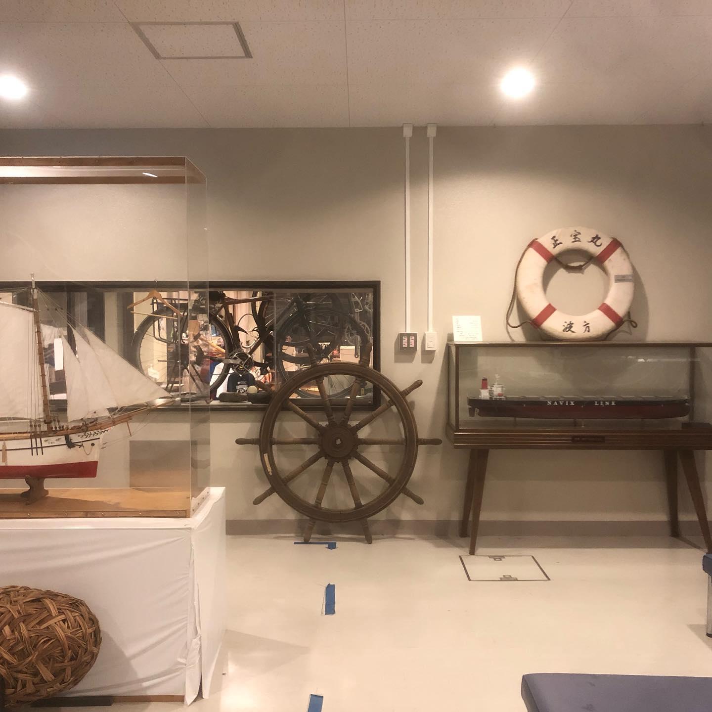 Cyclo cafe & book Hostel なみトみなと