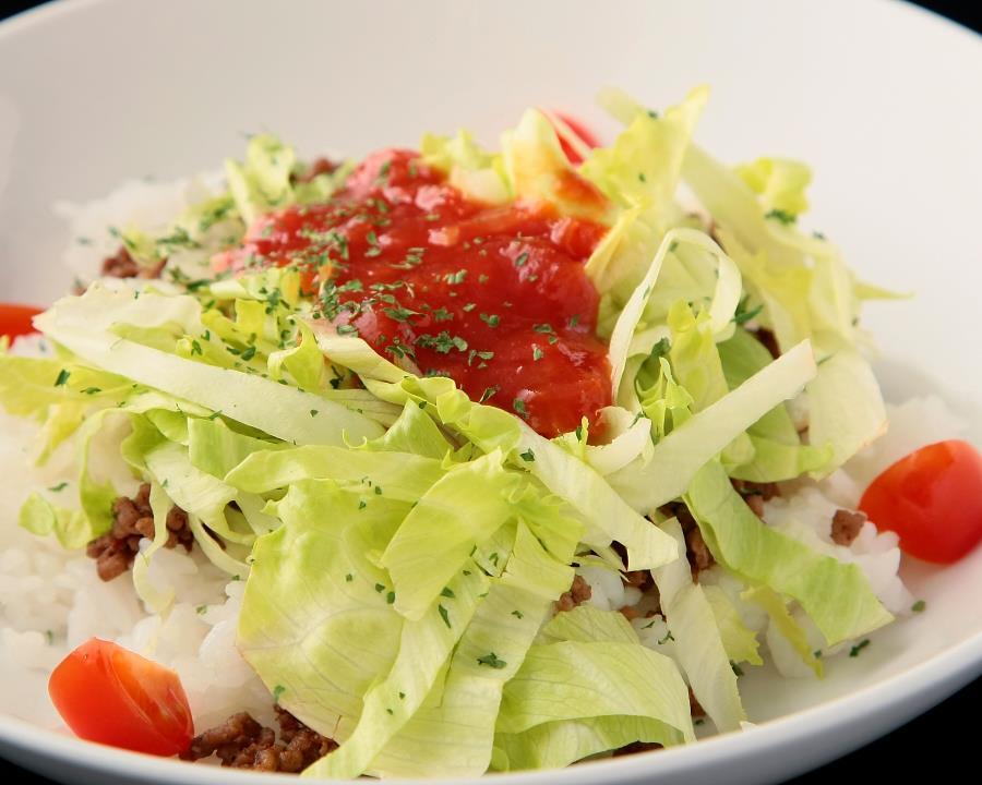 沖縄ダイニングダーツバーゼロ