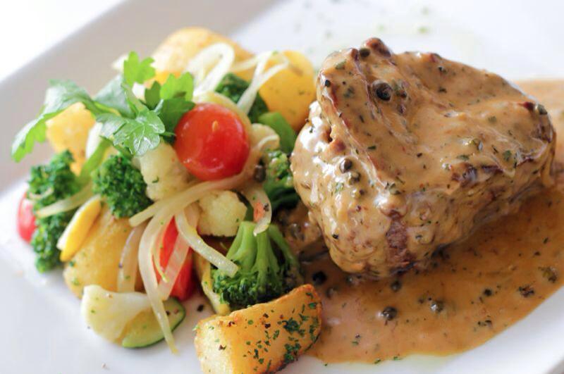 Cafe Esquina 20. Pasta & Grill