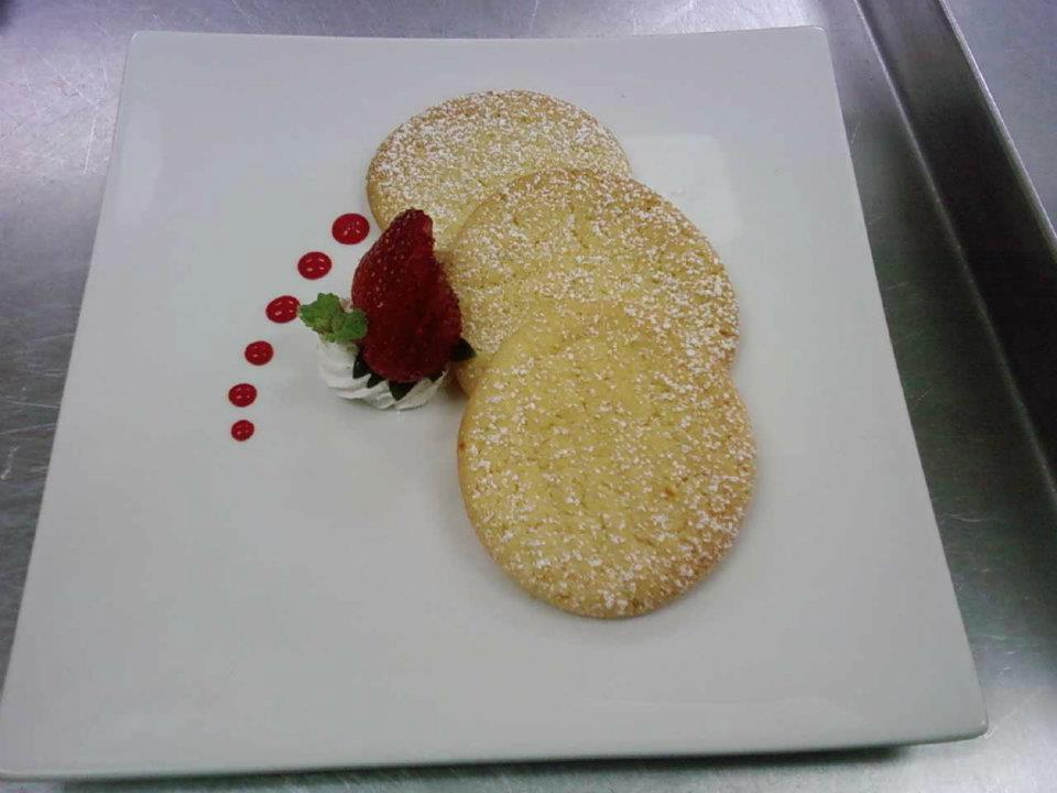 @rrobas & Fine Caribbean Cuisine