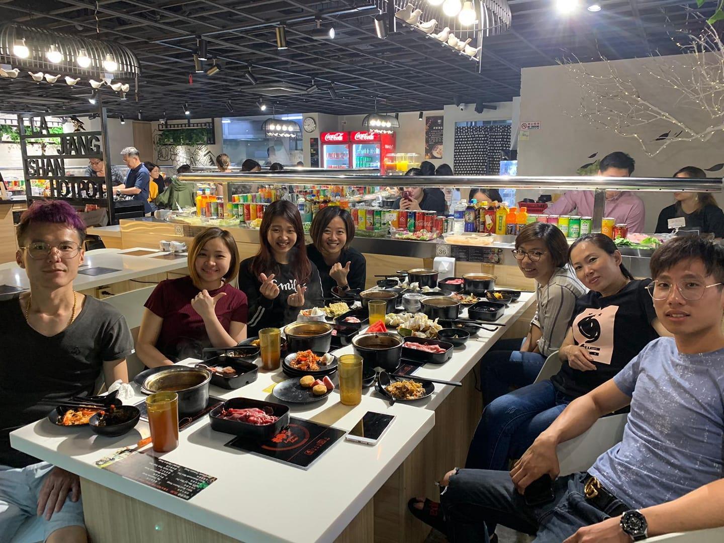 Conveyor Belt Hotpot
